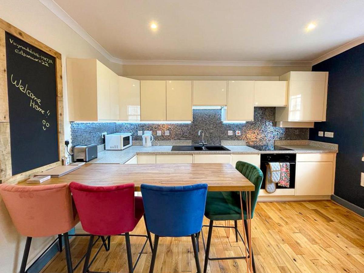 דירות אדינבורו Lively & Energetic 2Br On The Royal Mile מראה חיצוני תמונה