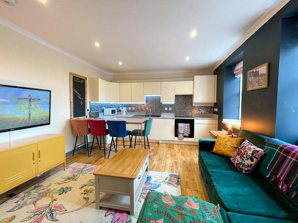 דירות אדינבורו Lively & Energetic 2Br On The Royal Mile מראה חיצוני תמונה