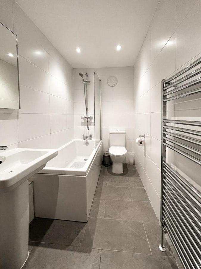 דירות אדינבורו Lively & Energetic 2Br On The Royal Mile מראה חיצוני תמונה